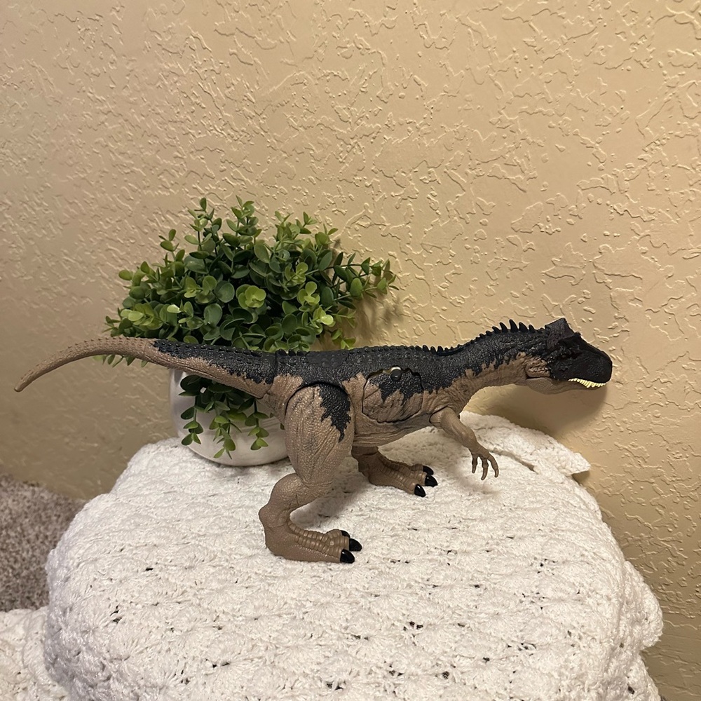 Jurassic World Dominion Extreme Damage Roarin' Allosaurus HFK06 Dinosaur Mattel - Picture 5 of 14